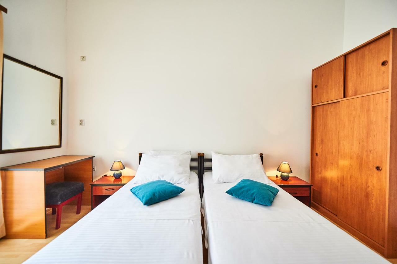 Family Apartments Mont Budva Extérieur photo
